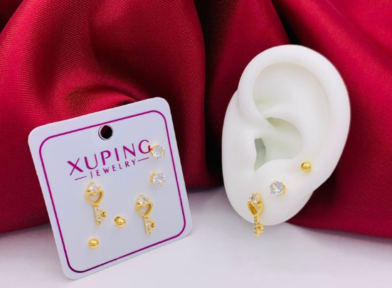 Topo Trio Dorado LLAVE , circon, clasico